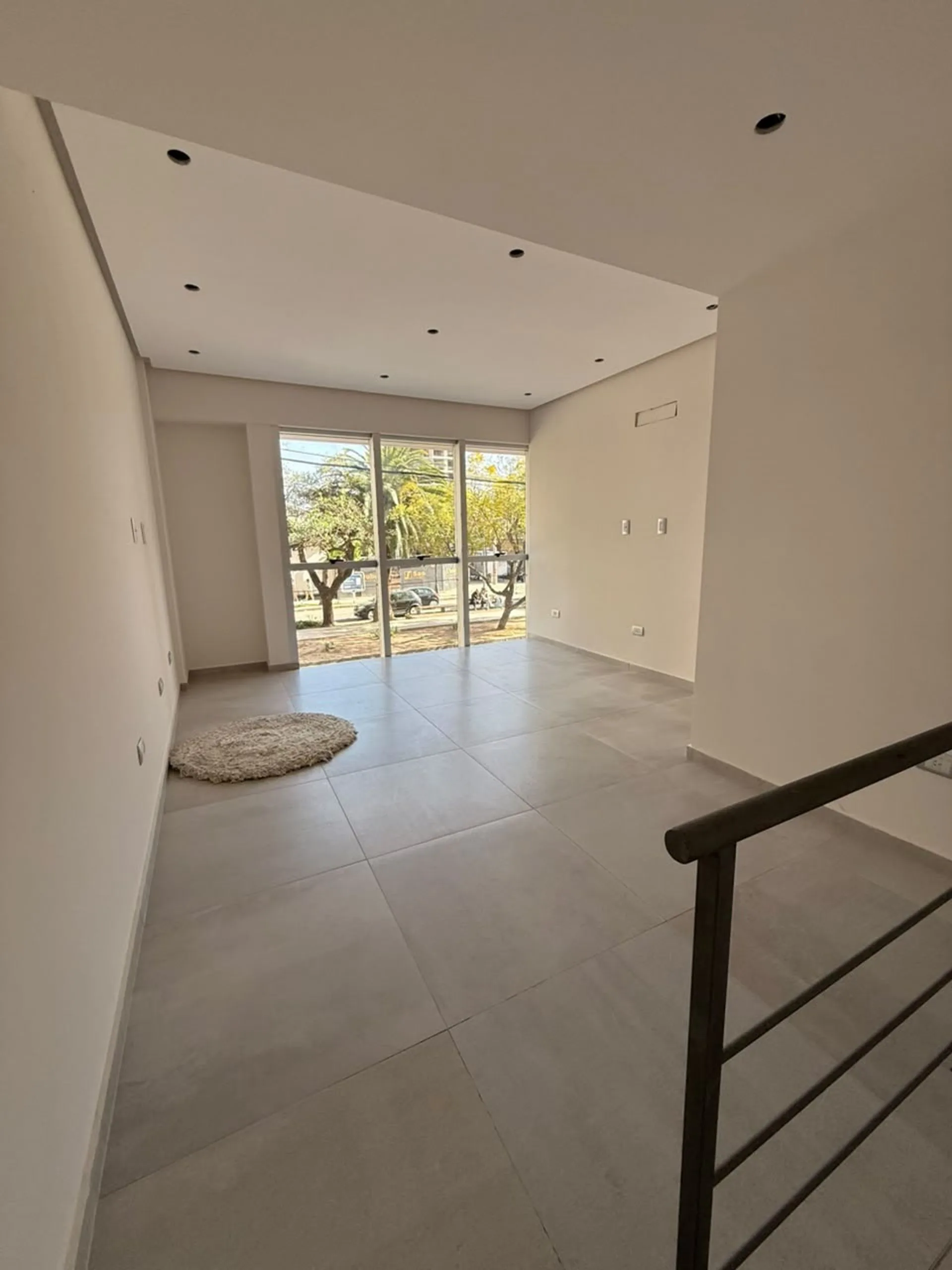 VENTA LOCAL COMERCIAL SOBRE BOULEVARD GALVEZ foto 5