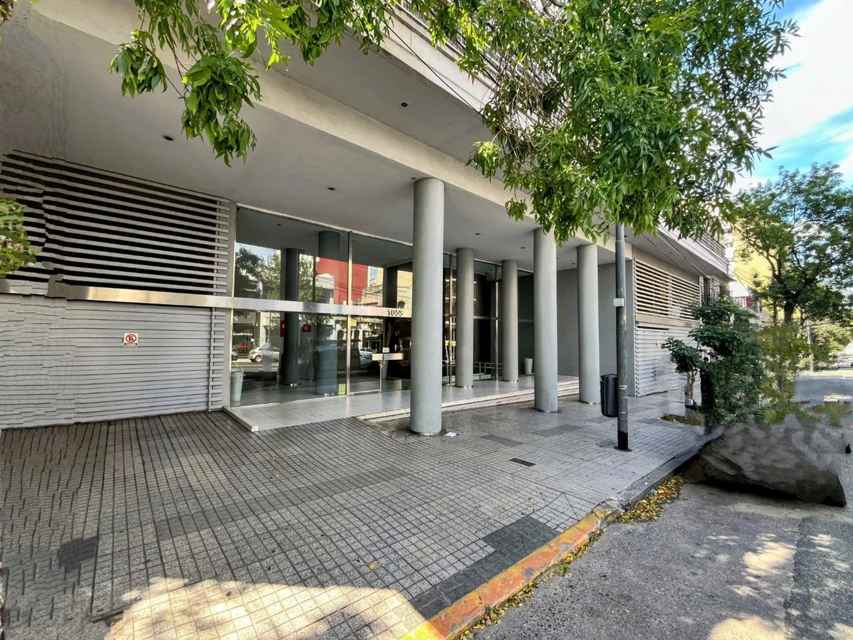 DEPARTAMENTO 3 AMBIENTES - VENTA - BOEDO  COCHERA foto 3