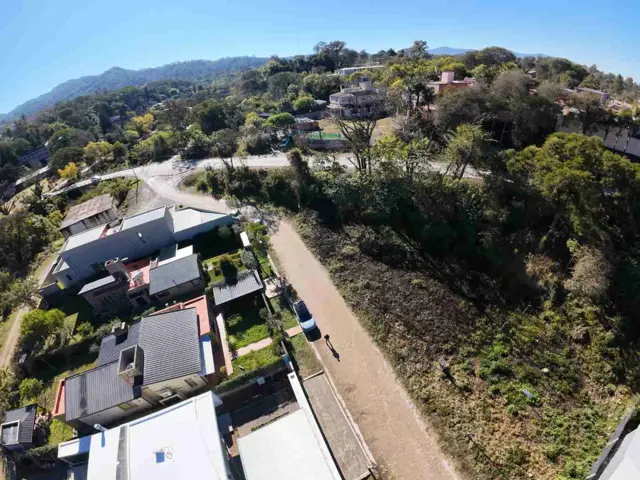 VENTA TERRENO EN BARRIO LAS MORAS 815,11 m²