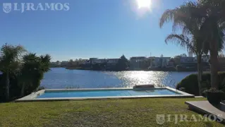 Casa al lago en el Barrio Los Lagos, Nordelta foto 2