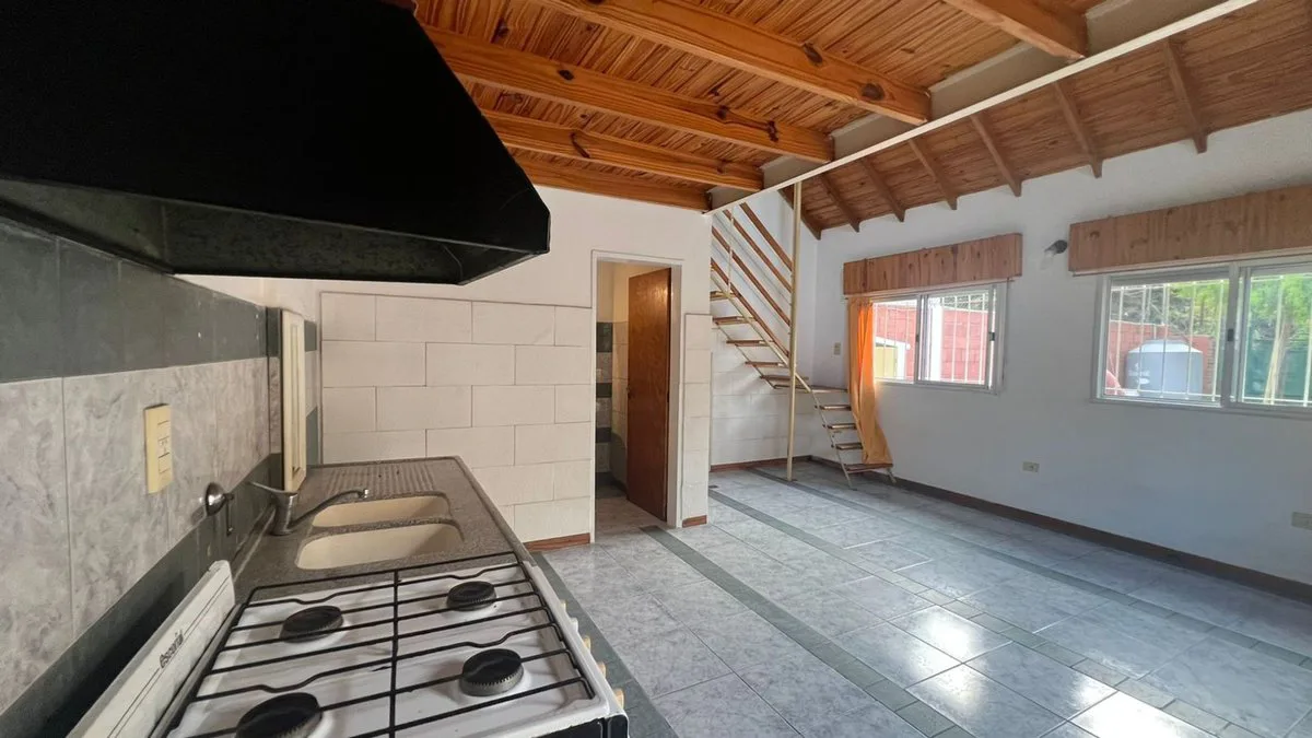 VENTA CASA MULTIFAMILIAR MORENO 323 MTS DE TERRENO foto 5