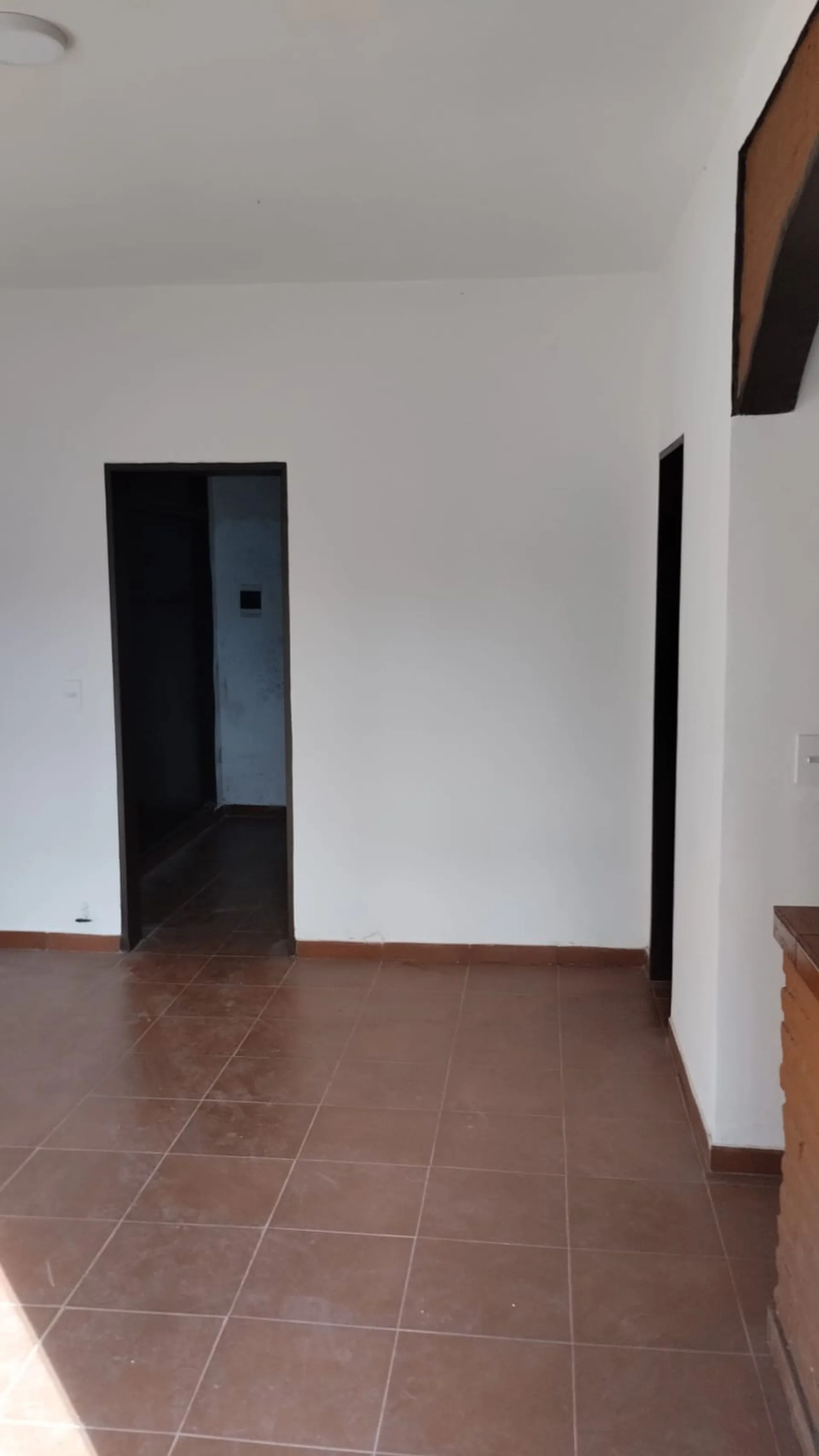 DEPOSITO + VIVIENDA. VENTA EN BLOCK. foto 5