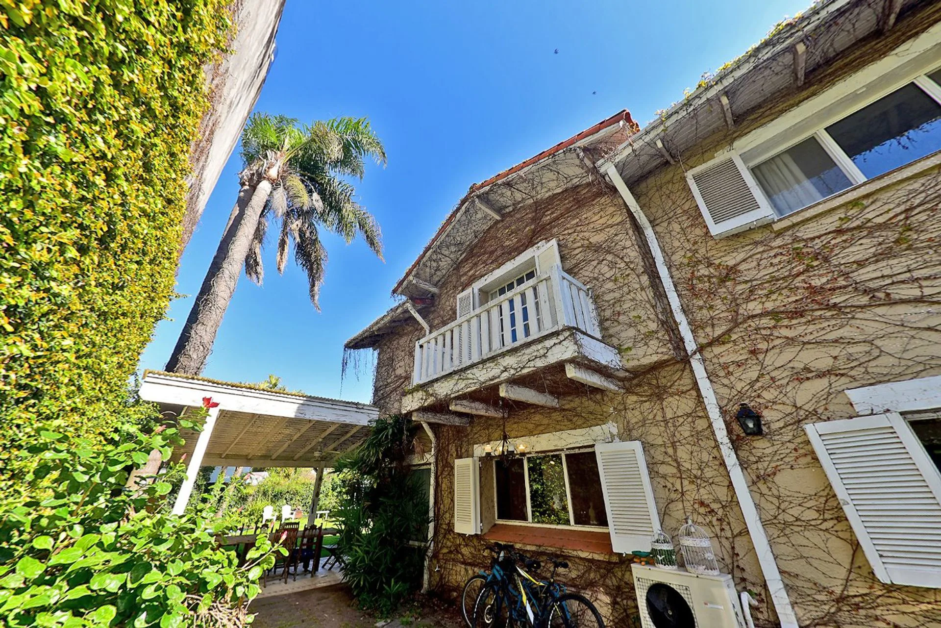 VENTA CASA RECICLADA 6 AMB CASCO HIST SAN ISIDRO foto 4