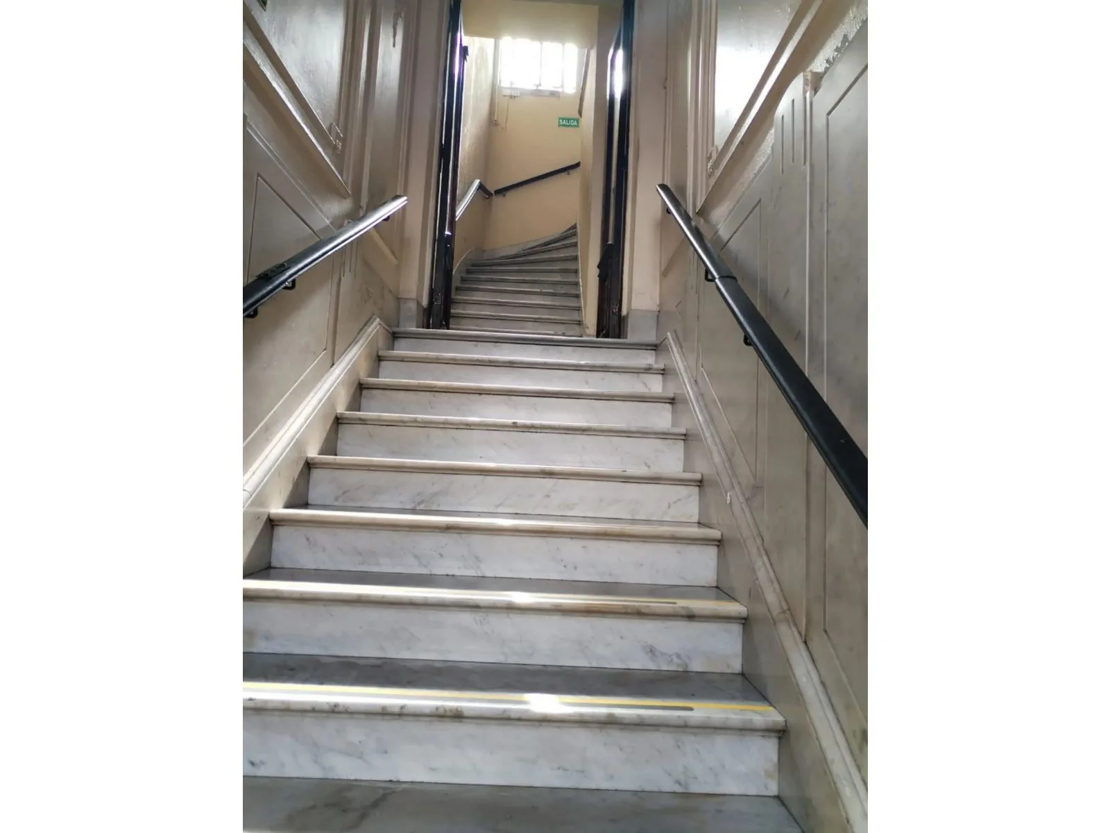 HOTEL EN FUNCIONAMIENTO C/PROPIEDAD en Venta U$S 350.000.-,Santiago del Estero 1.900.EN FUNCIONAMIENTO foto 5