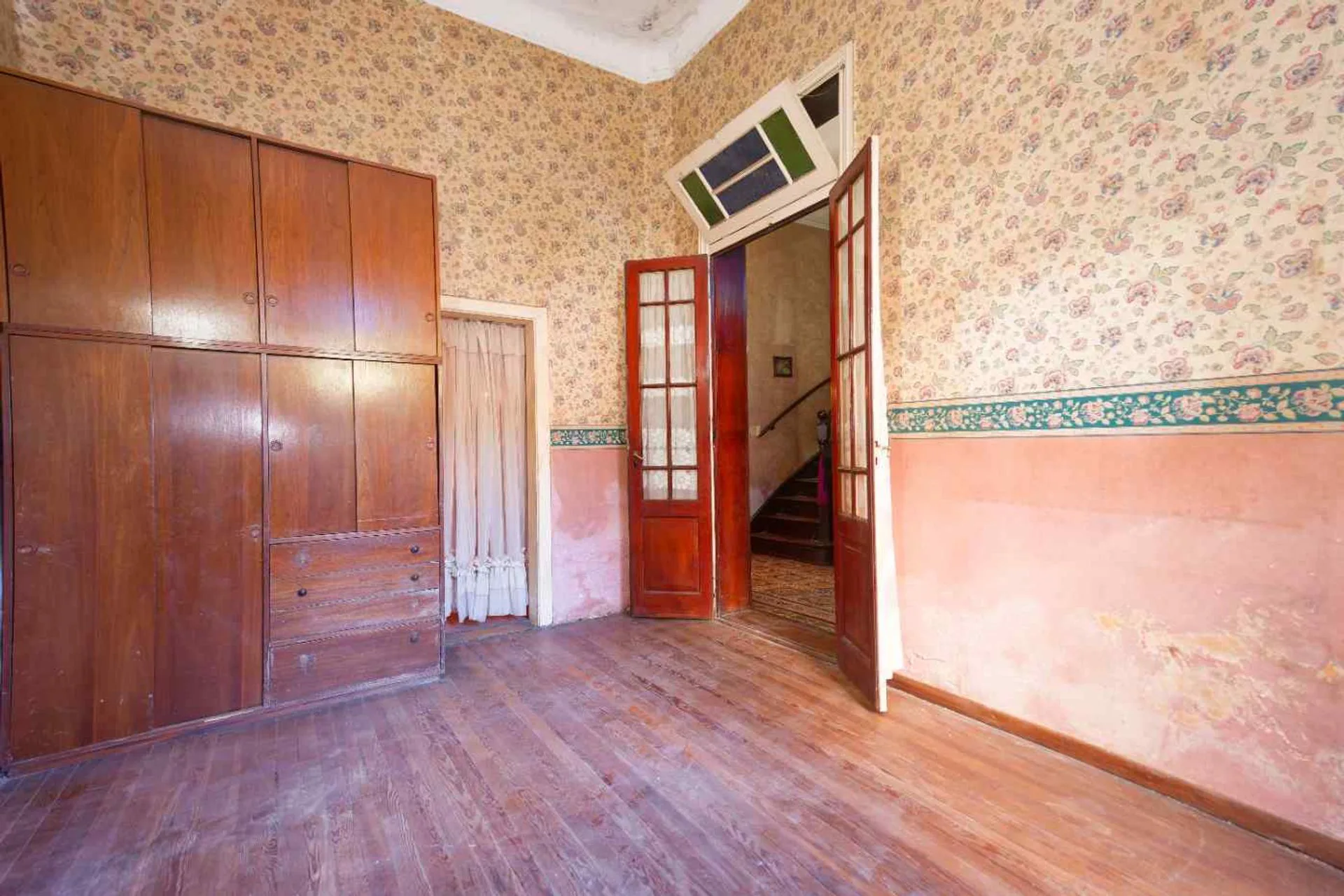 VENTA DE CASA EN PIÑEYRO A REFACCIONAR foto 2