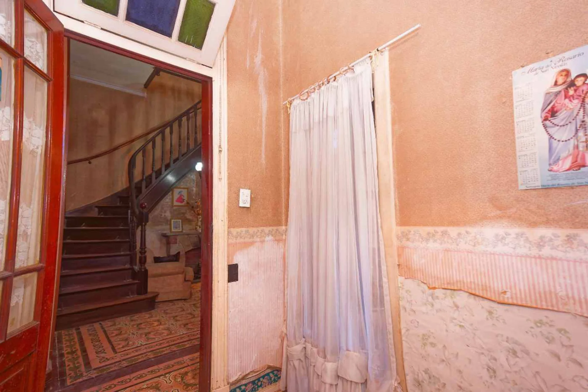 VENTA DE CASA EN PIÑEYRO A REFACCIONAR foto 4