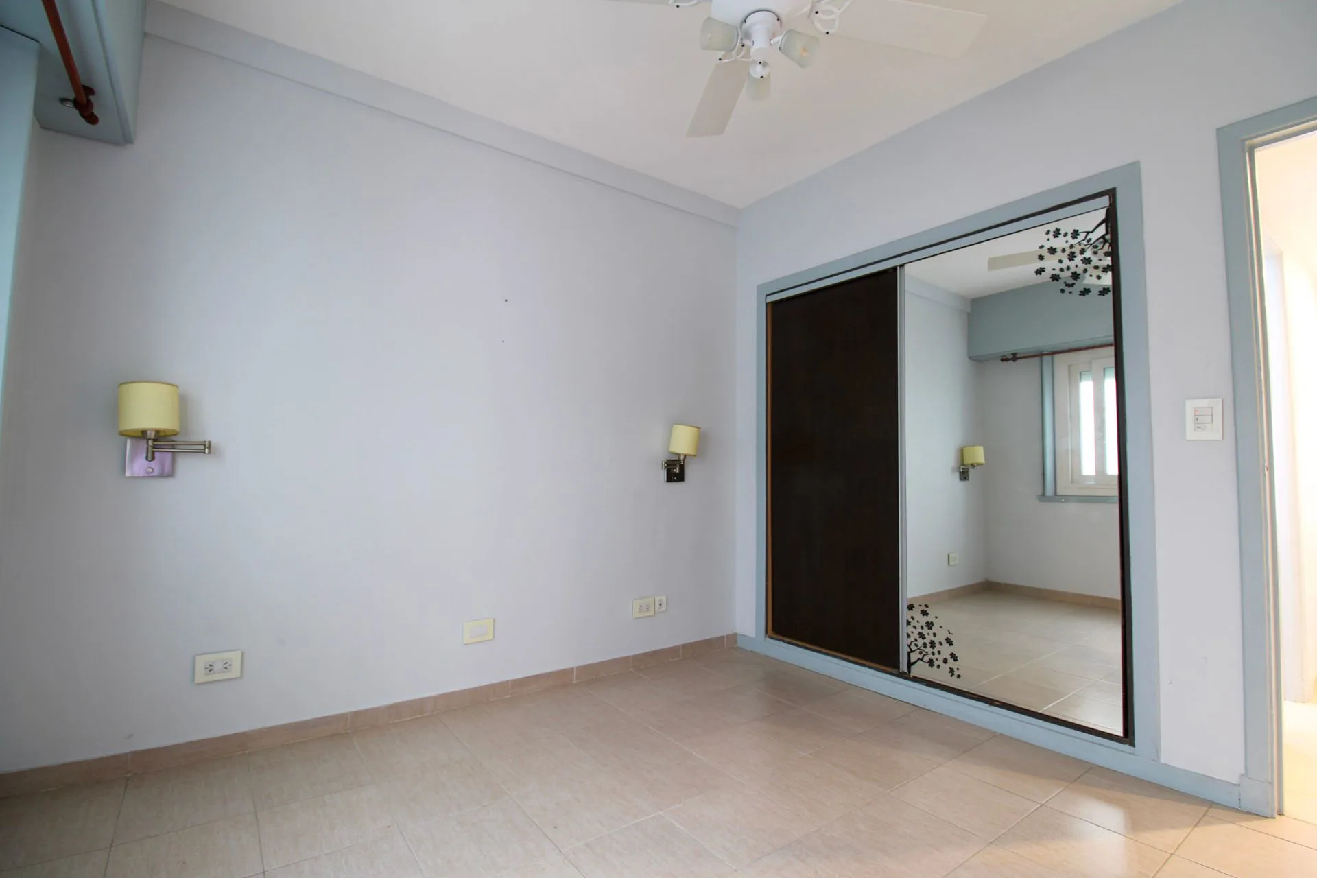Venta Dept 2 amb con dependencia. Centro foto 5