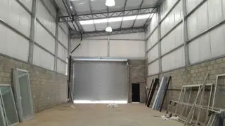 GALPON EN ZONA COMERCIAL DE PASEO MENDOZA foto 2