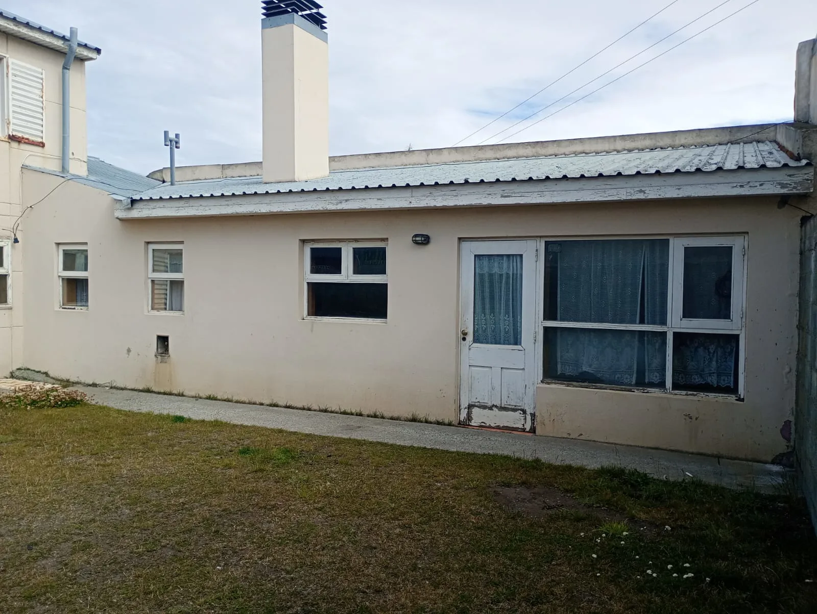 ALQUILER – CASA – A.G.P foto 3