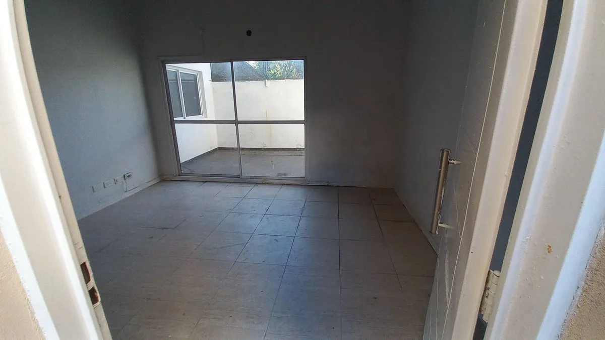 VENTA PH 2 AMBIENTES VILLA LURO 2 PATIOS LAVADERO foto 3