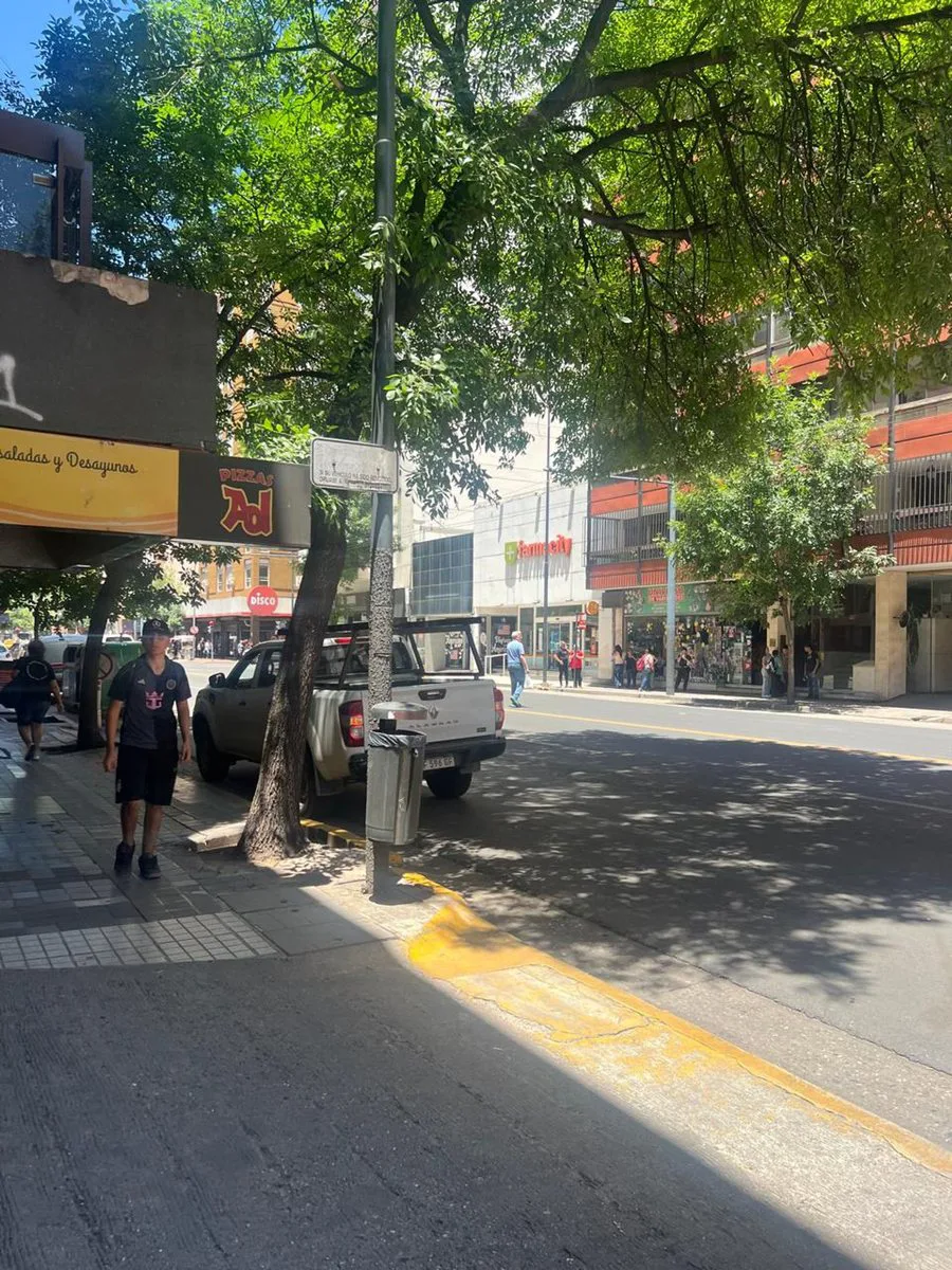 VENTA COCHERA AV COLON 720 CORDOBA foto 4