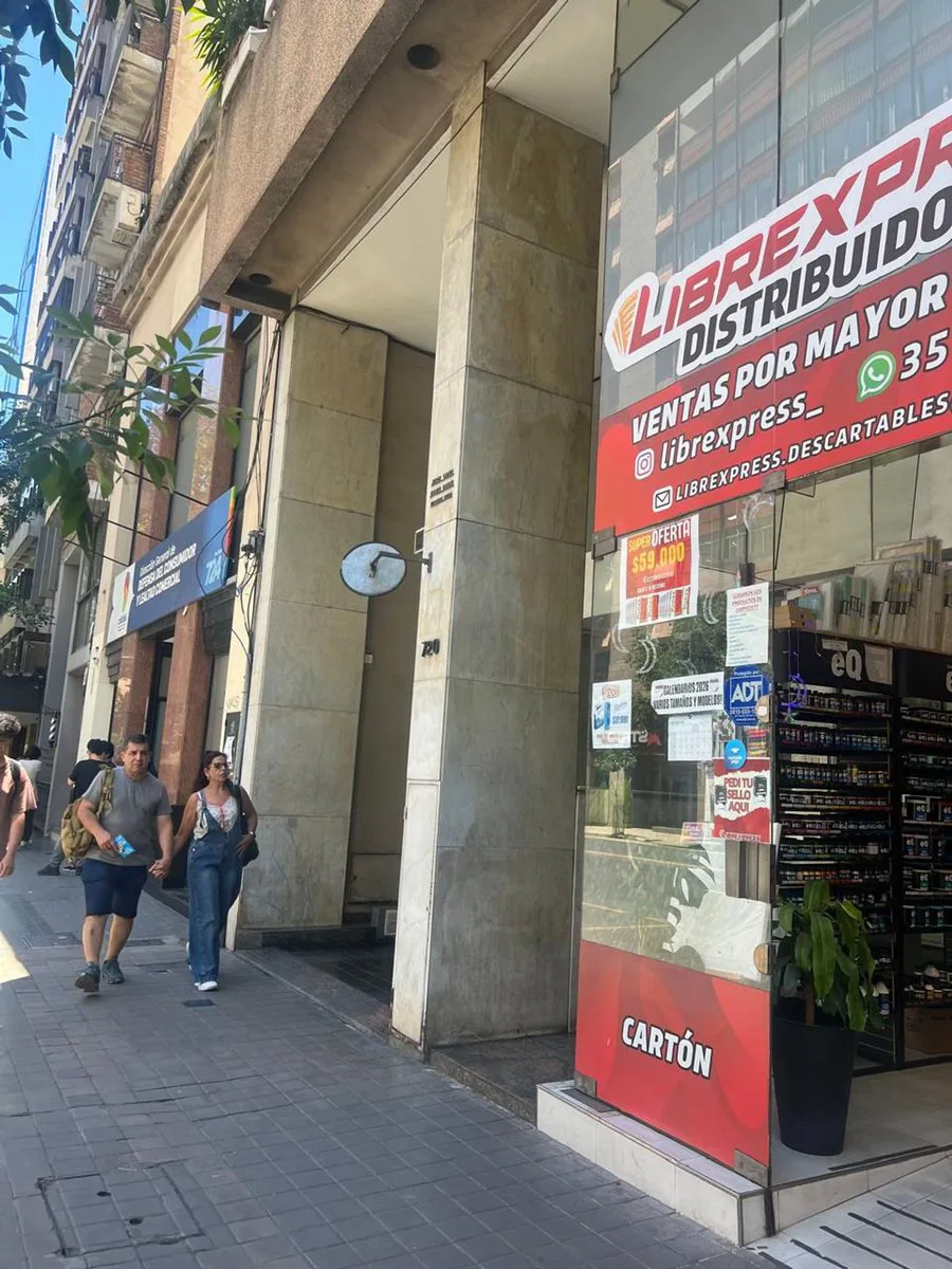 VENTA COCHERA AV COLON 720 CORDOBA foto 5
