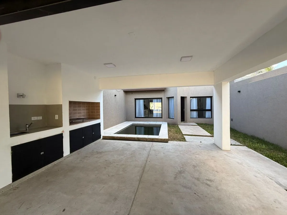 VENTA DUPLEX, 3 HABITACIONES, ZONA NORTE. foto 3