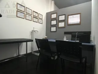 Local Comercial sobre Avenida Espora al 3500- Burzaco foto 3