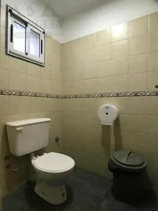 Local Comercial sobre Avenida Espora al 3500- Burzaco foto 4
