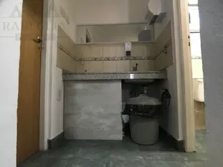 Local Comercial sobre Avenida Espora al 3500- Burzaco foto 5