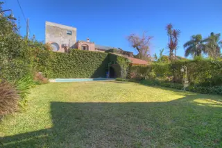 El Lazo y Julian Navarro - Tour 360° - Casa 4dor - Venta - San Isidro foto 4