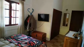 CASA TRES DORMITORIOS, DOS BAÑOS , COCINA COMEDOR , LIVING , PARQUE , CENTRICA foto 1