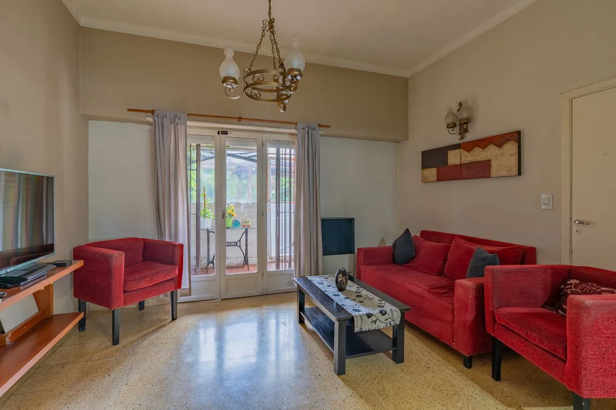 VENTA CASA 5 AMBIENTES PUNTA MOGOTES GRAN JARDIN foto 3