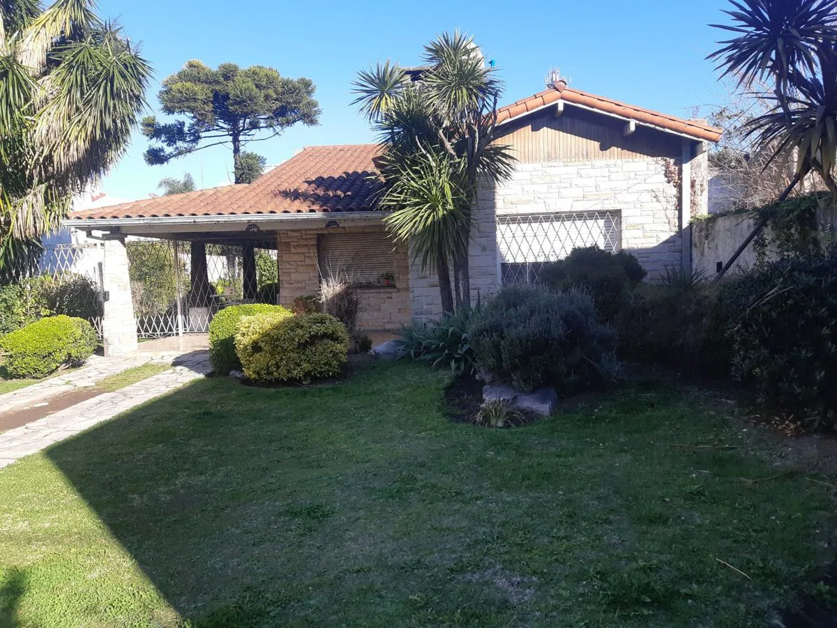 Lote 670m2 Haedo Norte UNICO! Exc. Ubicacion!!! foto 2