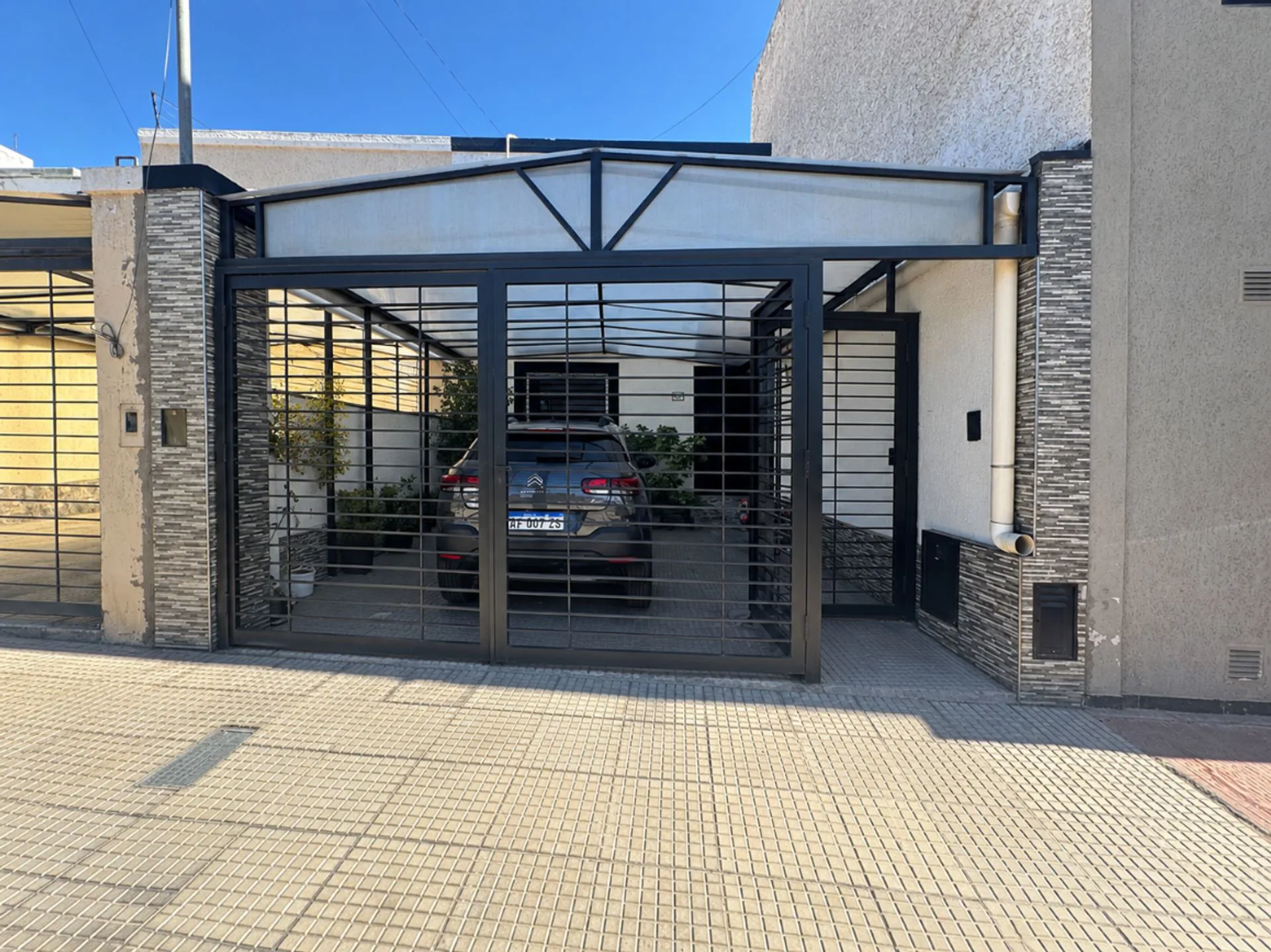 VENTA CASA DUPLEX APTA CREDITO GUAYMALLEN foto 3