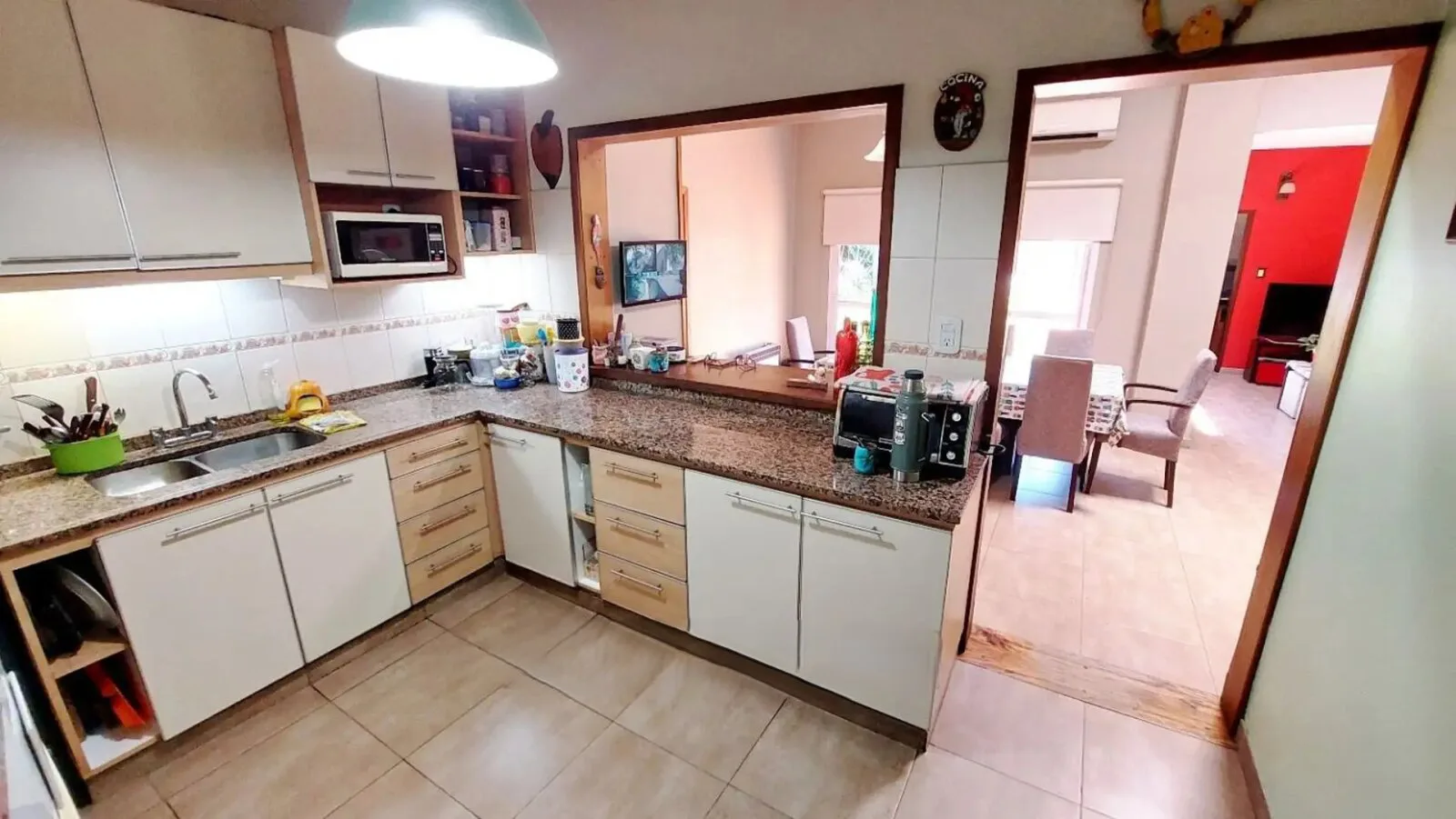 CASA 5 AMBIENTES APTO CRÉDITO CON PILETA EN CASTELAR NORTE foto 5