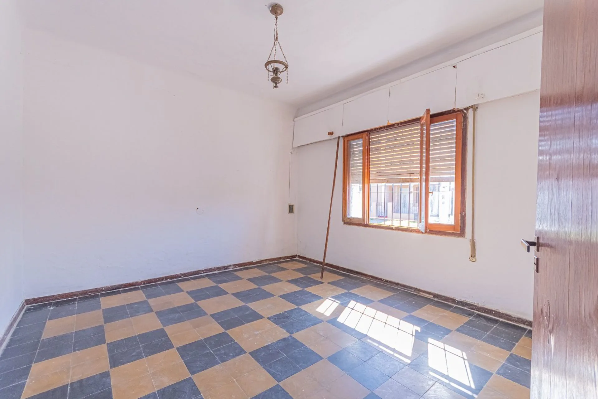 CASA EN VENTA 2 DORMITORIOS foto 3
