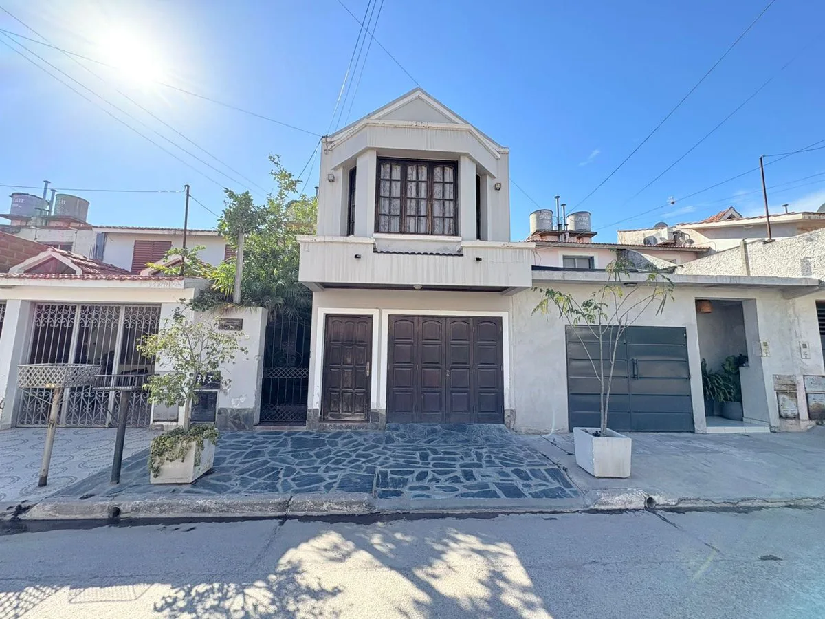 VENTA CASA DUPLEX B° SANTA ANA- PERICO 135M2 foto 2