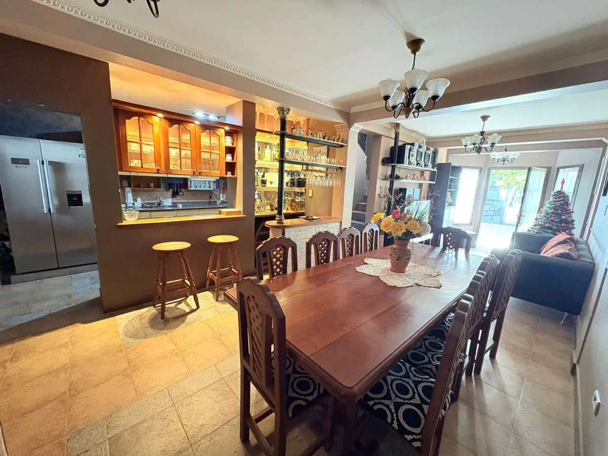 VENTA CASA DUPLEX B° SANTA ANA- PERICO 135M2 foto 3