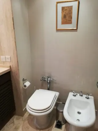 ALQUILER SEMIPISO DE 5 AMBIENTES Y DOS COCHERAS foto 5