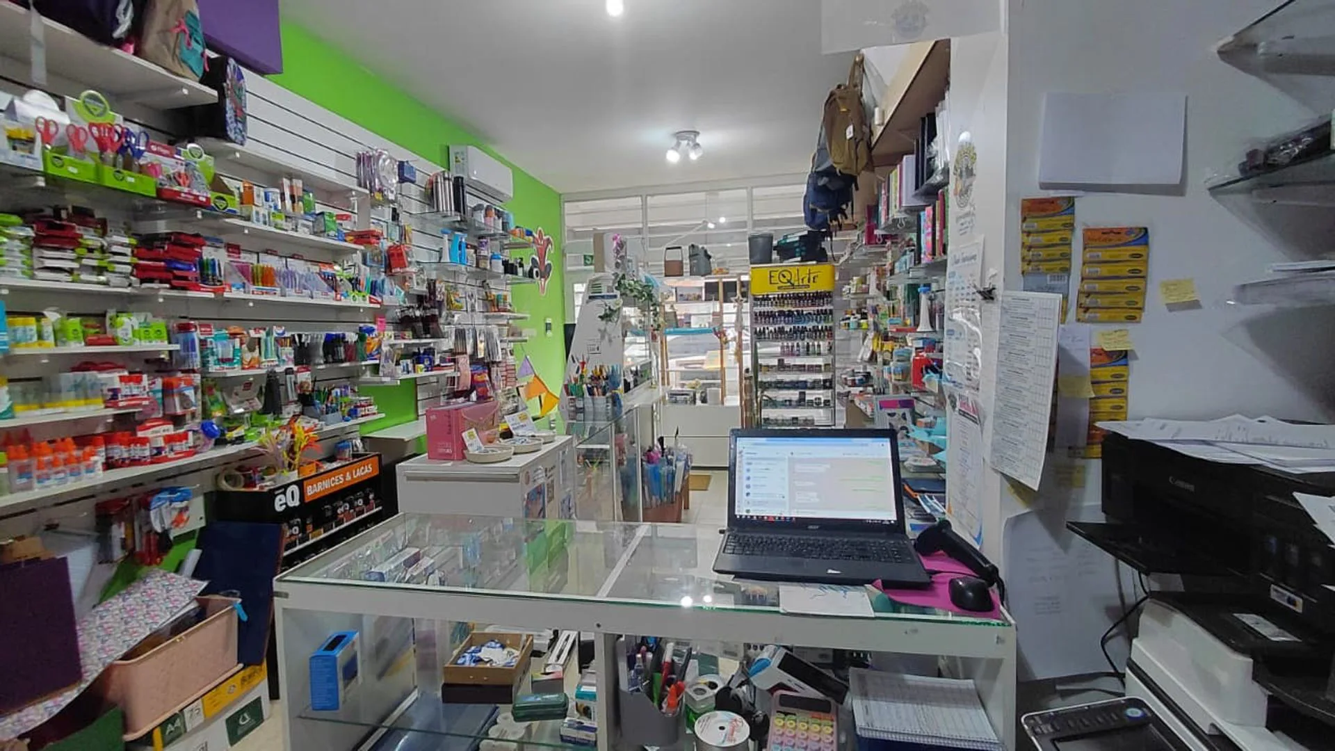 Venta de Fondo de Comercio Libreria, Neuquen foto 3