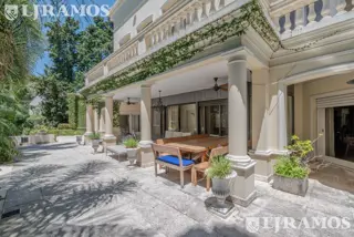 Casa en venta en  Santa Rita, San Isidro - foto 2
