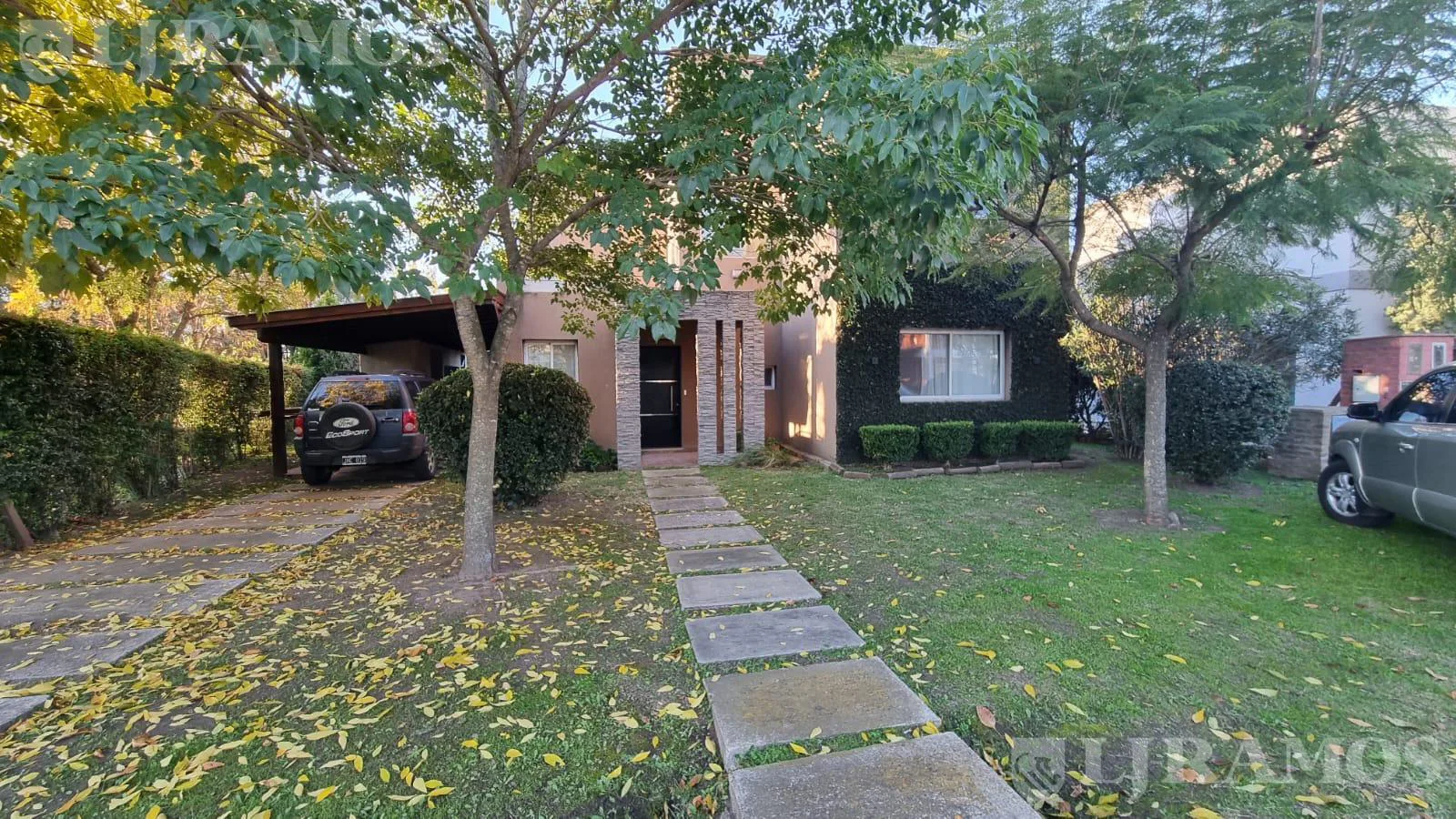 Casa en en Venta pilar foto 4