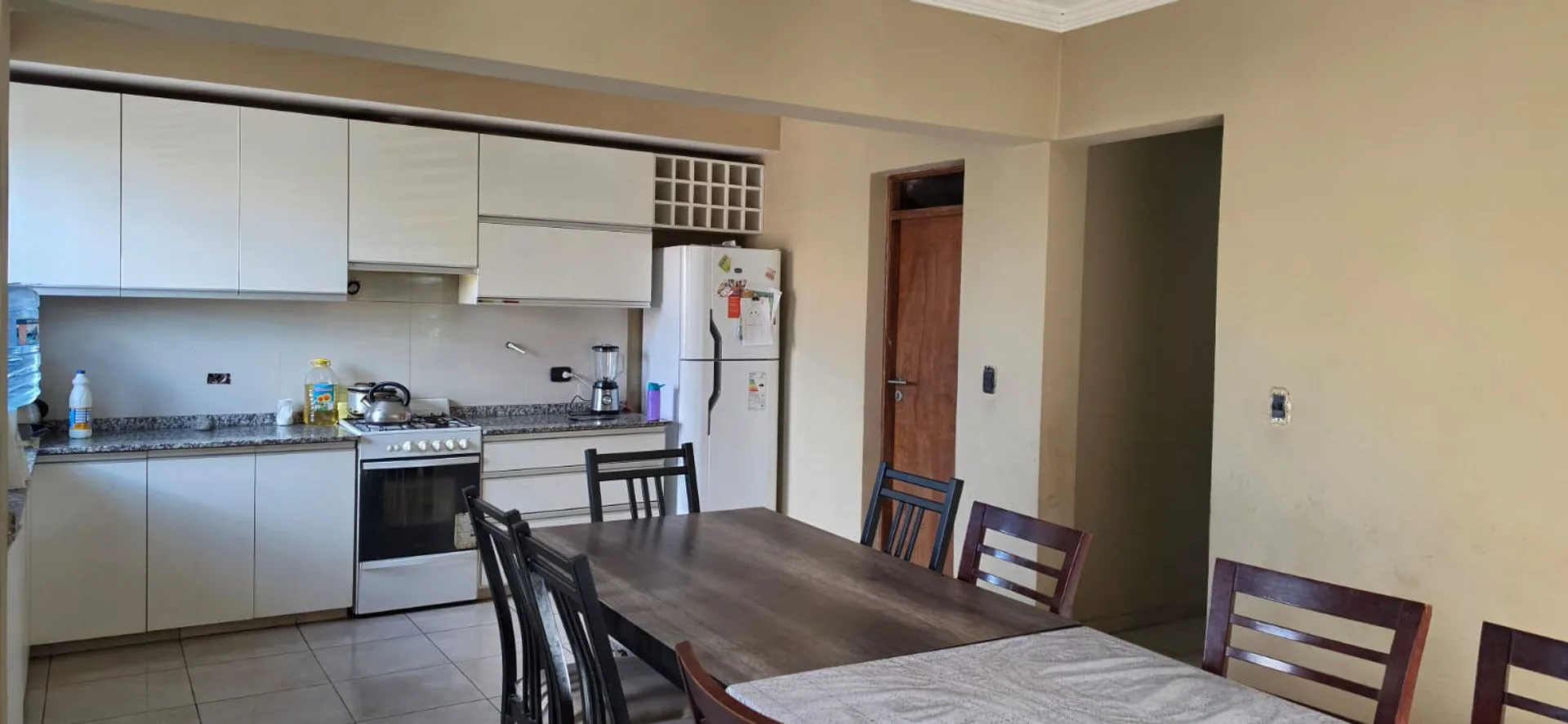 Venta-permuta Casa  para familia numerosa Perdriel foto 4