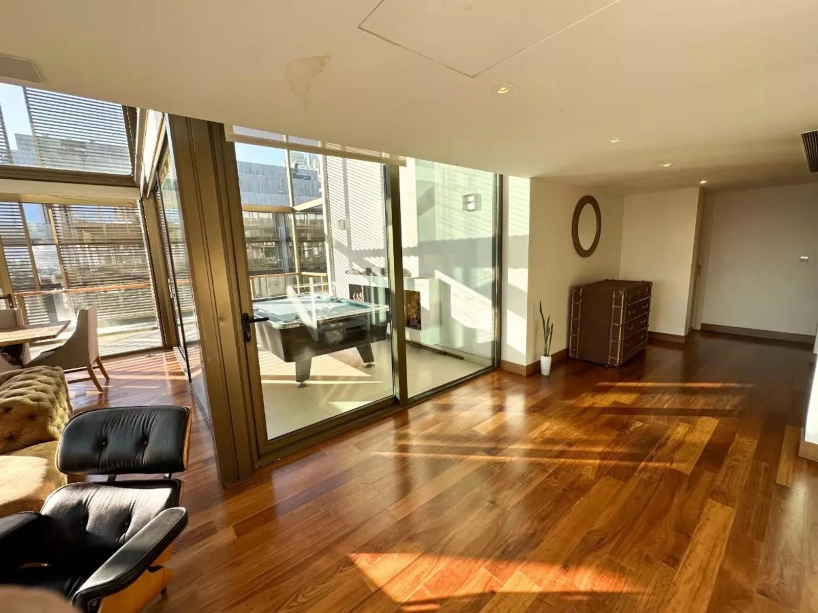 3-bedroom apartment in Puerto Madero – photo 3 of 24