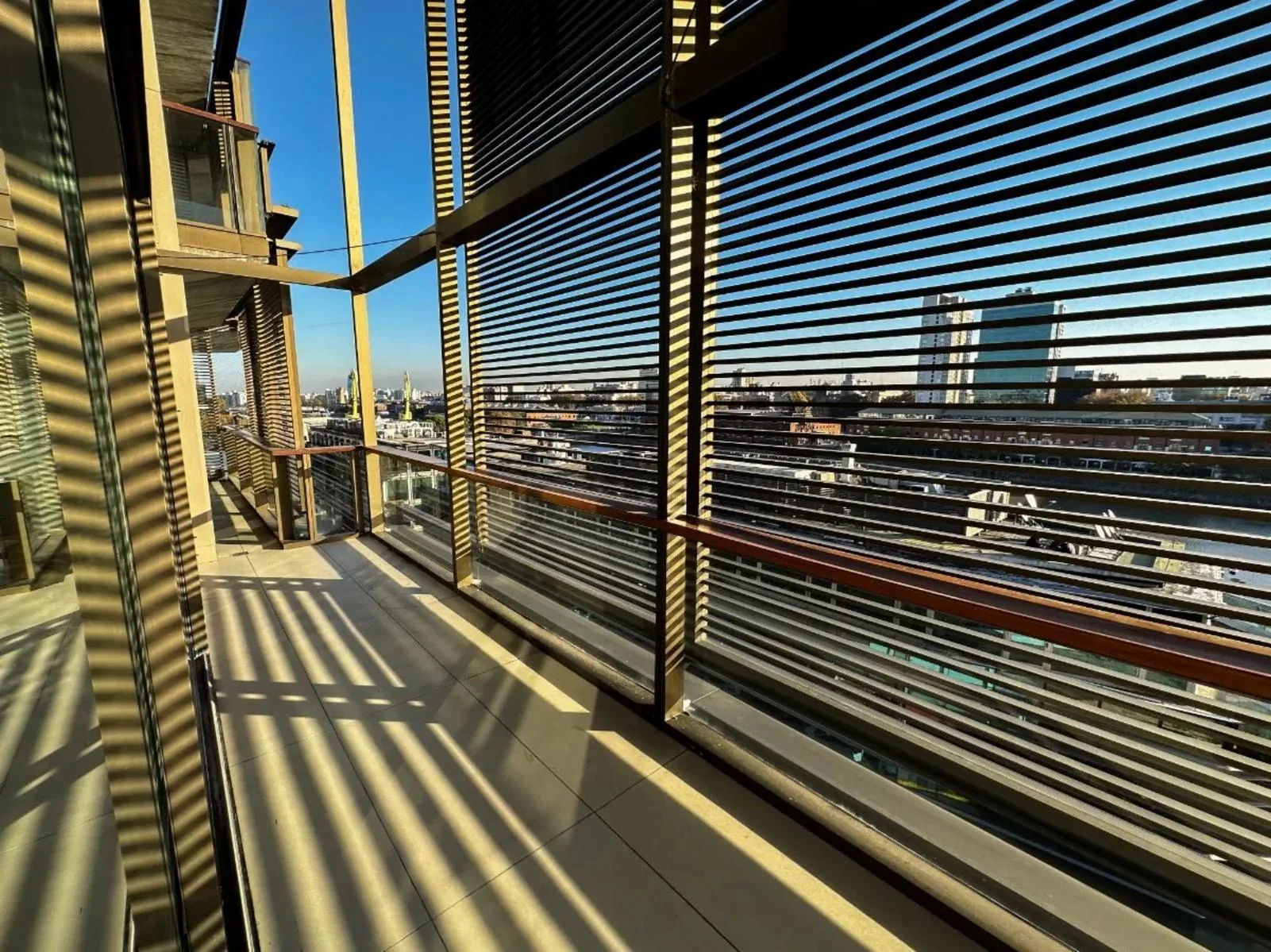 3-bedroom apartment in Puerto Madero – photo 14 of 24
