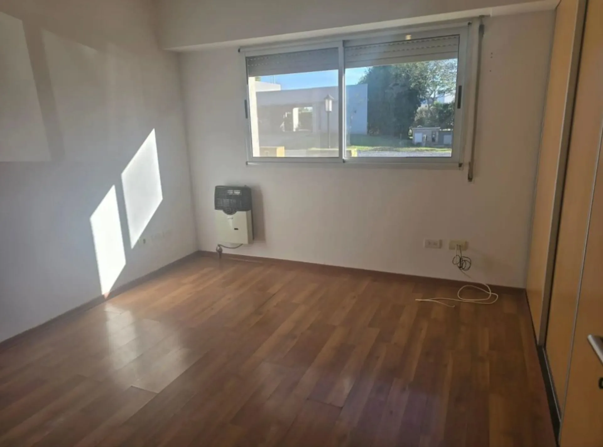 VENTA CASA 3 DORMITORIOS CAMPOS DE ESTHER 672 m² foto 5