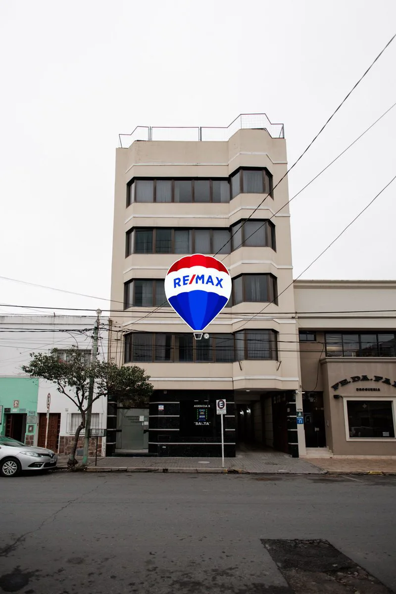 VENTA EDIFICIO DE CONSULTORIOS MEDICOS MACROCENTRO