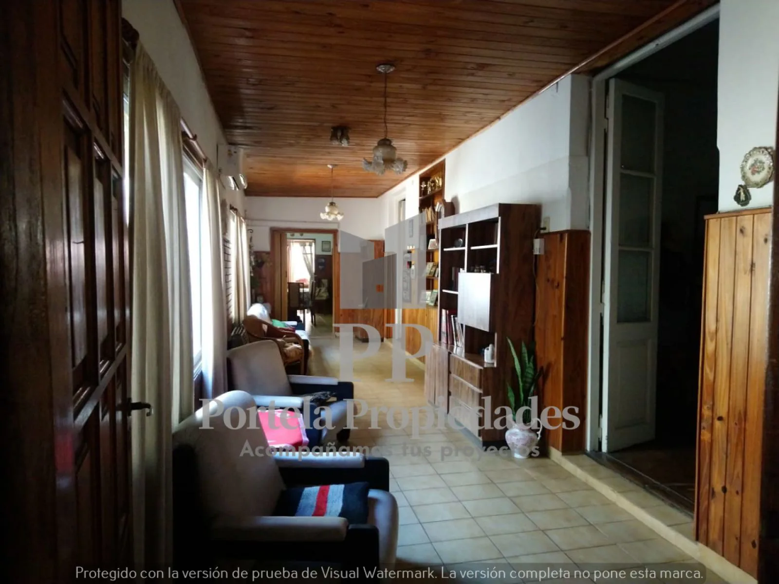 CASA SOBRE LOTE PROPIO 10X33 foto 4