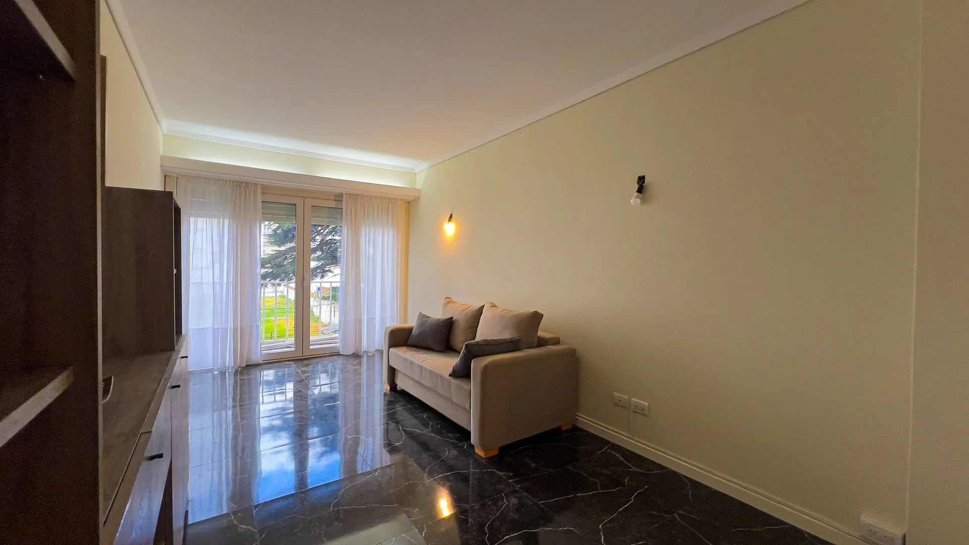 VENTA DEPTO 2 AMB C/DEP AL FRENTE ZONA ALDREY foto 3