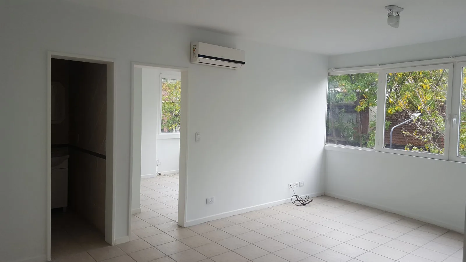 $700.000 Alquiler Depto 2amb Edif. IBIZA I foto 4
