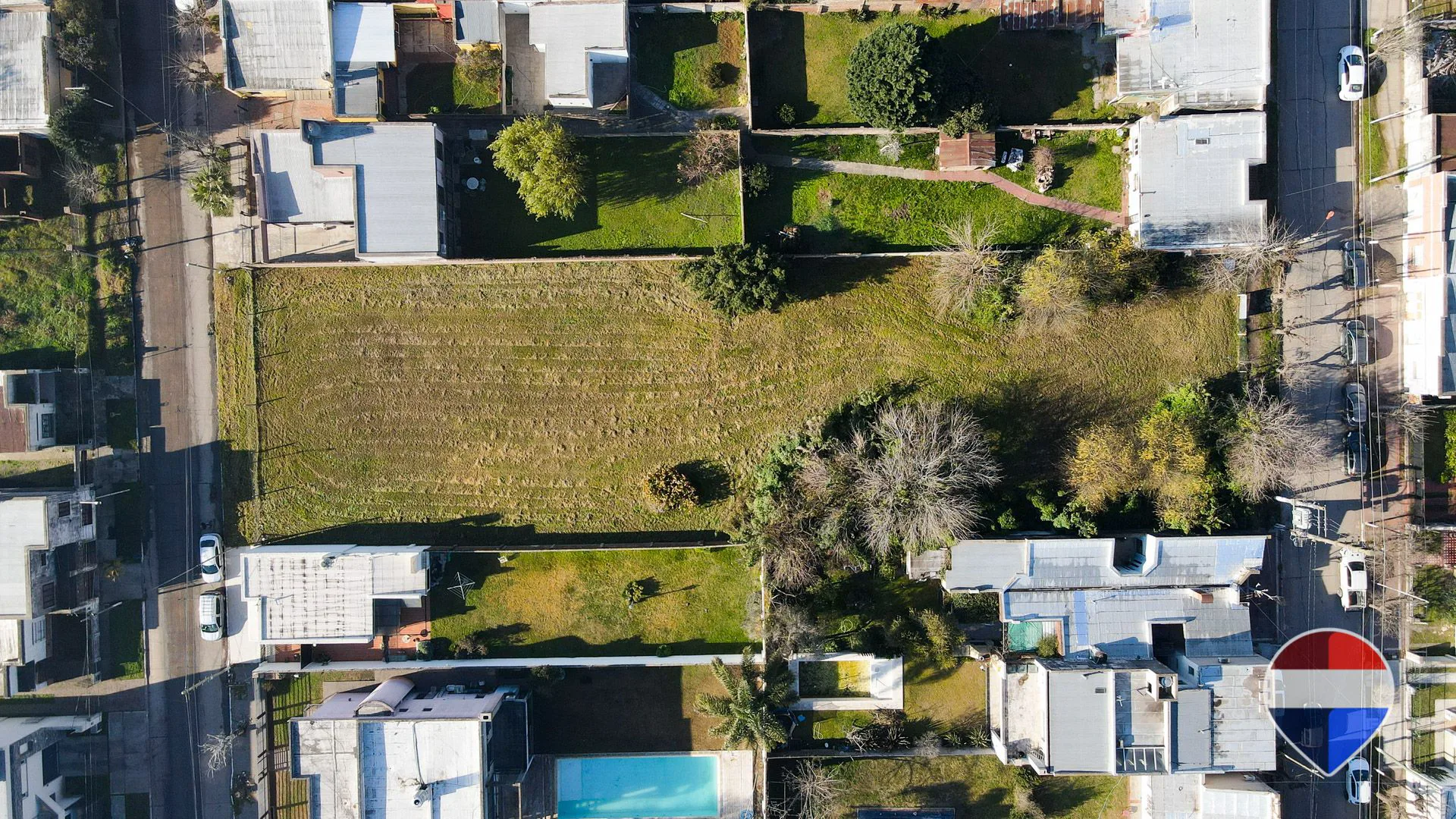 TERRENO EN VENTA EN CAÑUELAS CENTRO de 2.073 m². foto 2
