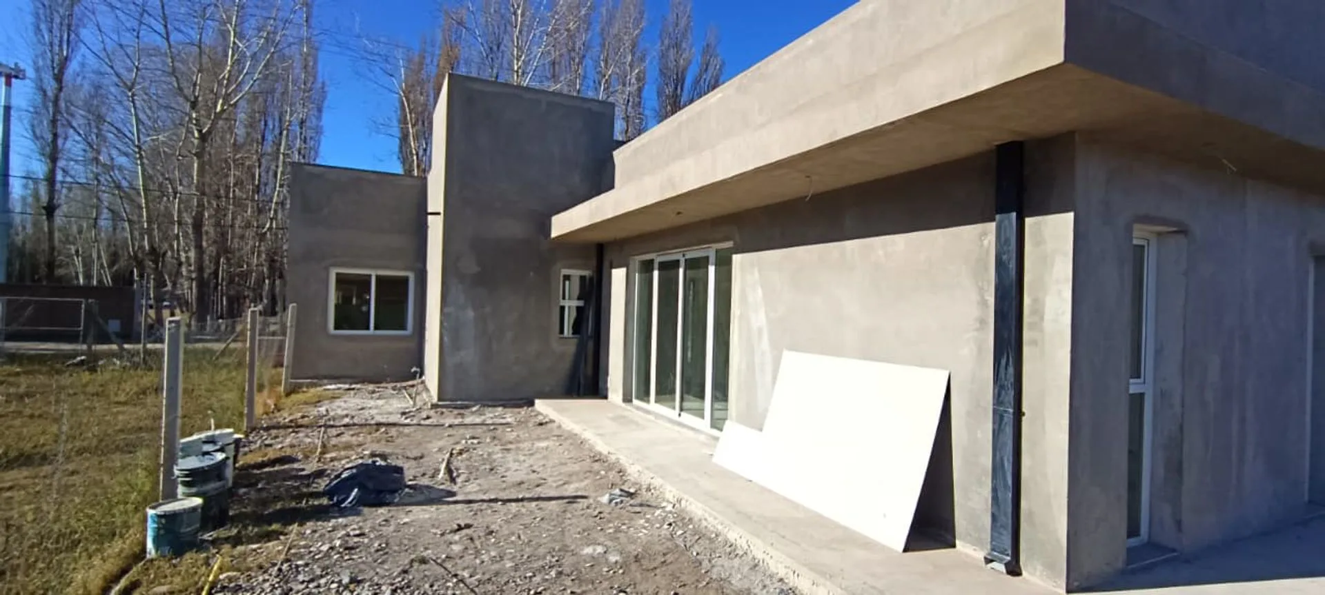 Venta casa a estrenar- apta credito-Plottier foto 3