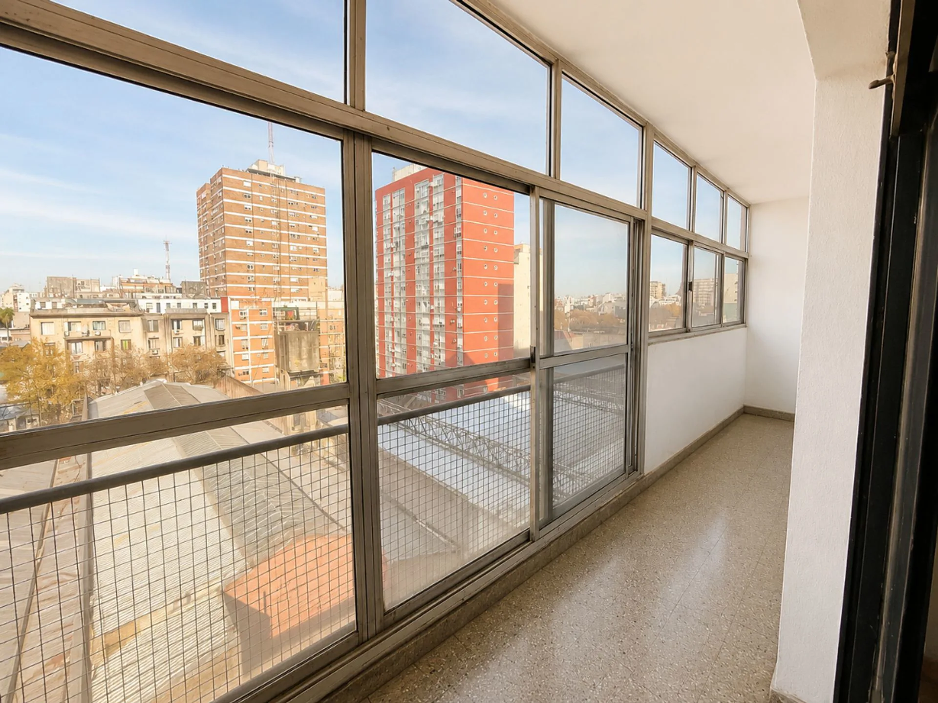VENTA 2 AMBIENTES BALVANERA CON BALCON foto 5