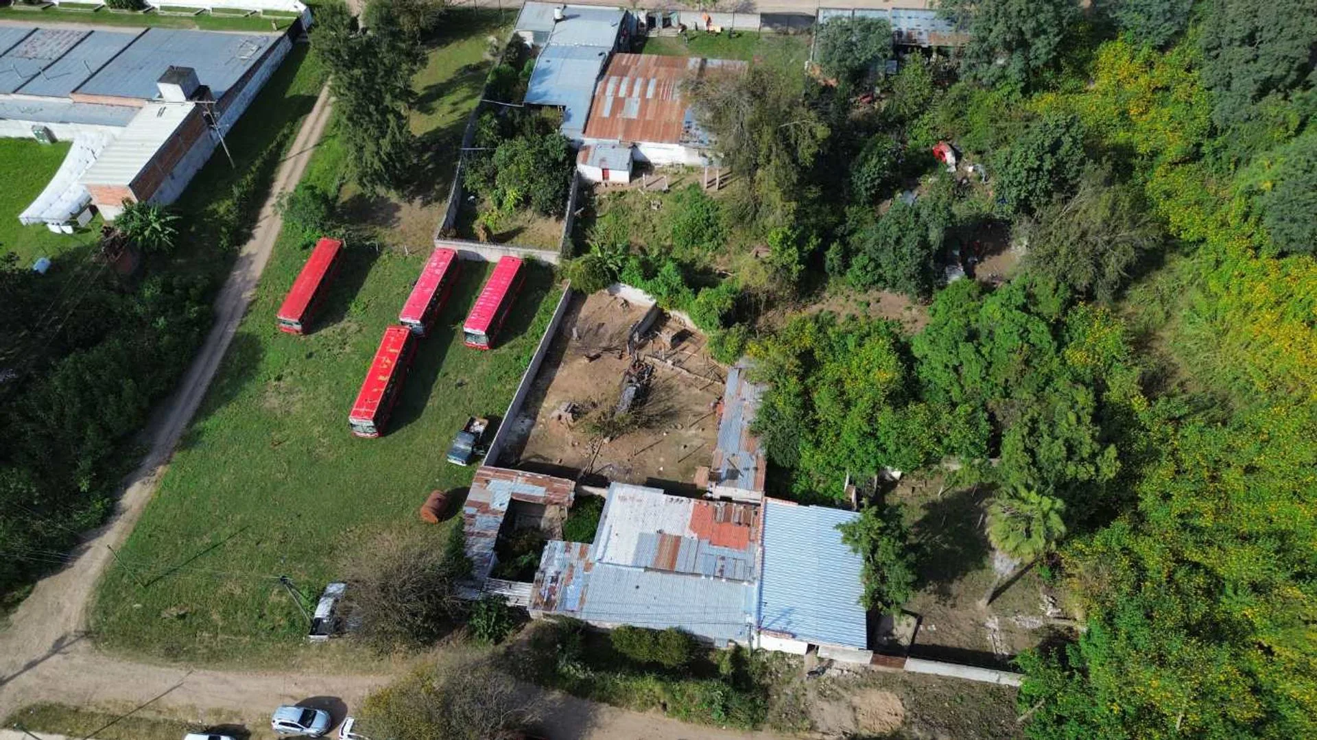 TERRENO DE 1050M2 + CASA B° ALTO COMEDERO foto 2