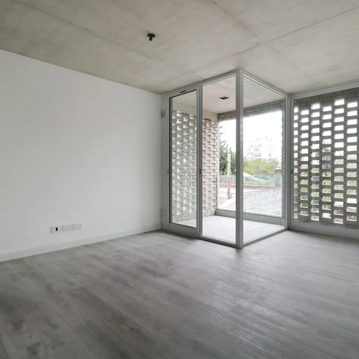 Monoambiente con balcón a estrenar foto 5