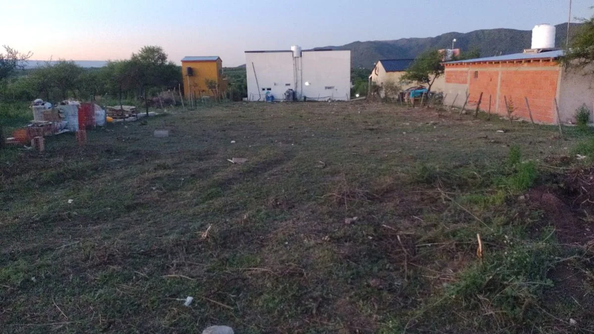 LOTE 750 M2 BARRIO VILLA SANTA ROSA DE CALAMUCHITA foto 3