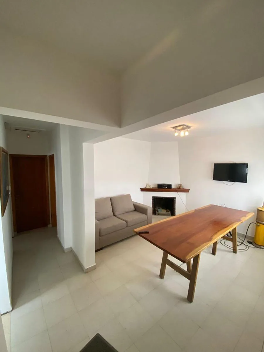Casa en esquina -Centro de Esquel -Apta crédito foto 4