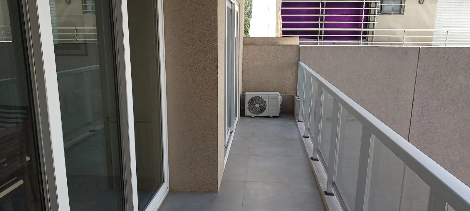 Nuñez, Av Libertador 8100, piso 2, 2 amb, 60m2, u$S 1,200 + expensas + servicios. 30-09-26 foto 2