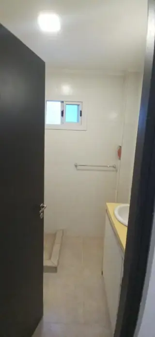 ALLAYME Y DAMIAN HUDSON   MUY LINDOS DPTOS A ESTRENAR LISTOS ESCRITURAR  2 DORM  PATIO  COCHERA CUBIERTA CERRADA BOX DEPÓSITO  90 M2 USD 65.000  /  60 foto 2
